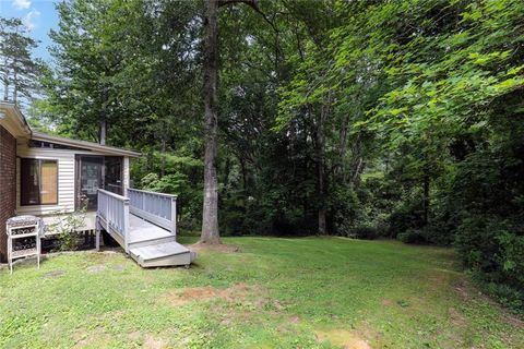 A home in Toccoa