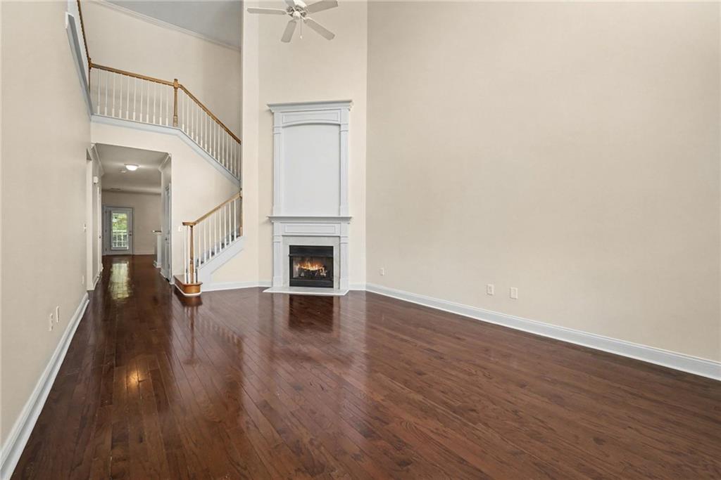5004 Lexington Drive