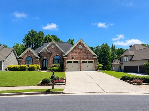 Homes For Sale - 1265 Lamont Circle<br/> Dacula, GA 30019