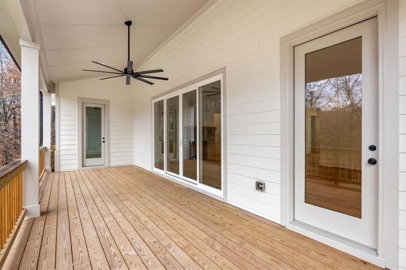 Gainesville, Georgia, 30506, United States, 4 Bedrooms Bedrooms, ,5 BathroomsBathrooms,Residential,Active,2032087