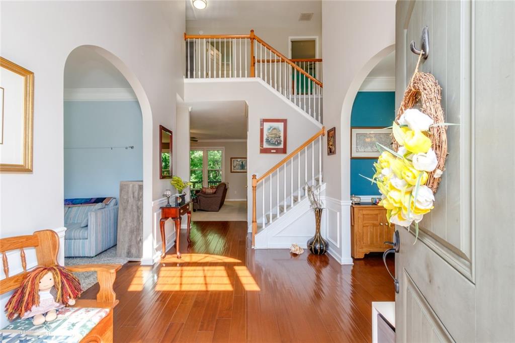 320 Hillside Manor Drive