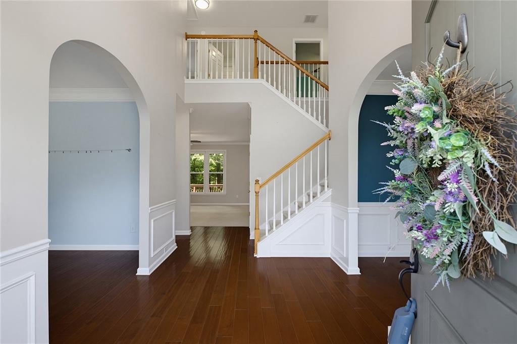 320 Hillside Manor Drive