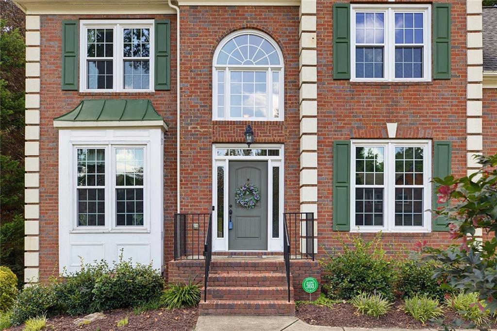 320 Hillside Manor Drive