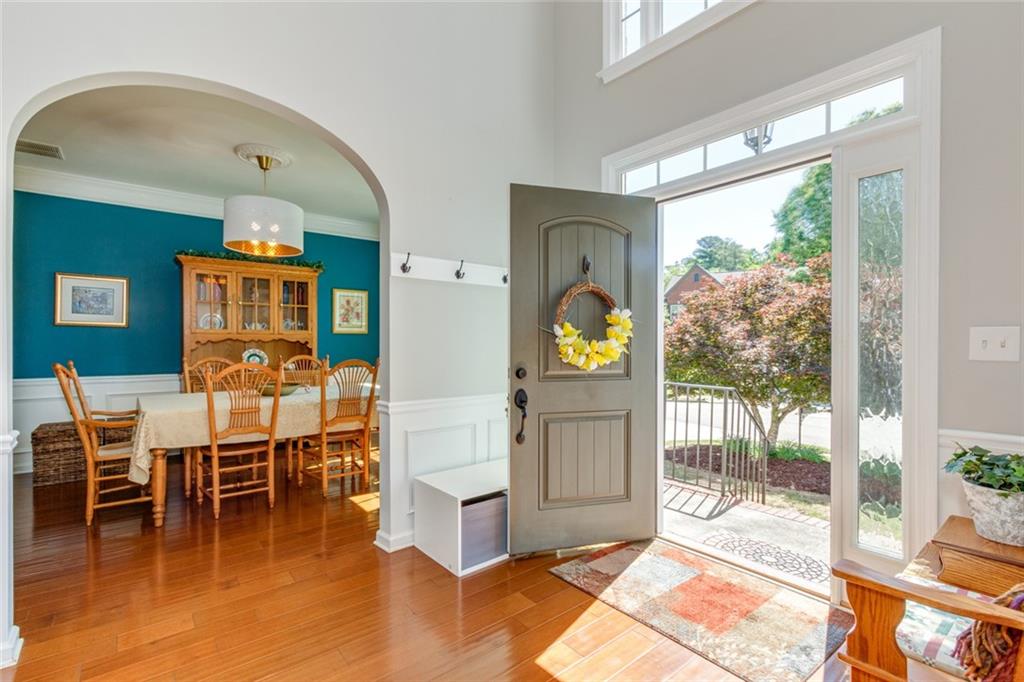 320 Hillside Manor Drive