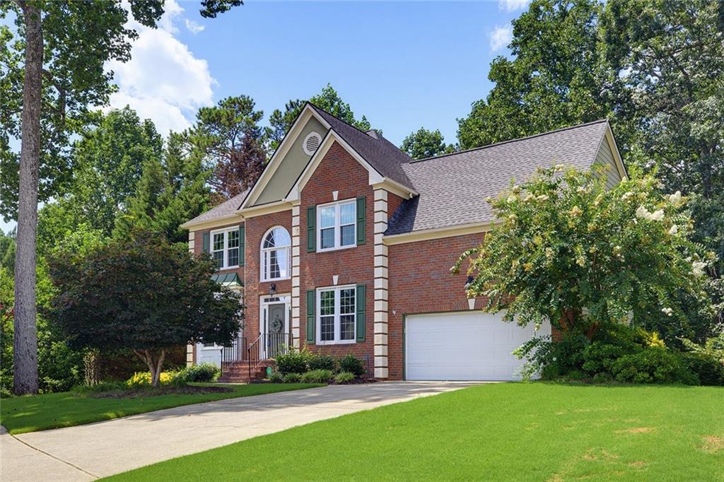 320 Hillside Manor Drive