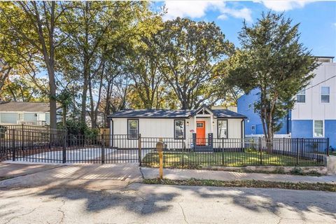Photo of 358 Roy Street SW, Atlanta, GA 30310 (MLS # 7765439)