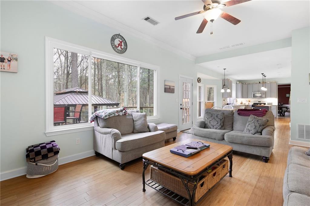 4057 Watkins Glen Drive, Woodstock, Georgia image 18