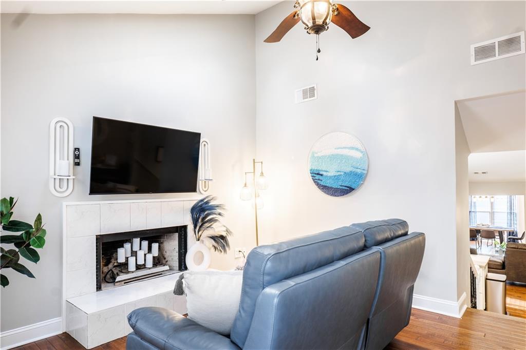 219 narrows Drive