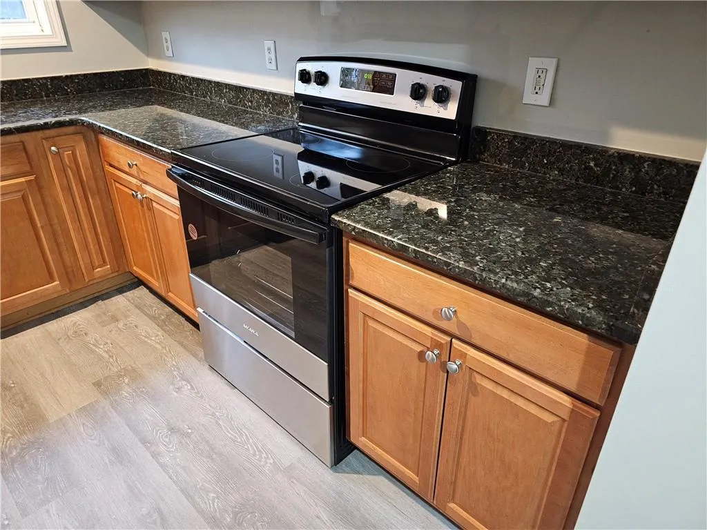 Riverdale, Georgia 30296, United States, 3 Bedrooms Bedrooms, ,3 BathroomsBathrooms,Residential,Active,193