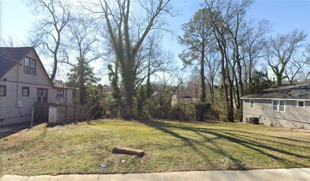 Build your dream home or investment property in the heart of Atlanta! This 0.13-acre lot at 1048 Harwell St SW is a prime opportunity in the historic Washington Park community. Just steps from the BeltLine and minutes from Mercedes-Benz Stadium, Downtown, and the Westside’s restaurants, parks, and breweries, the location offers both convenience and growth potential.