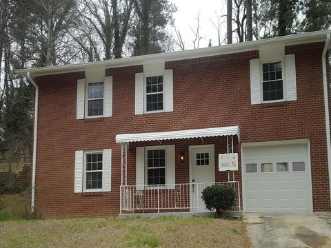 2794 Crescendo Drive NW Atlanta GA 30318