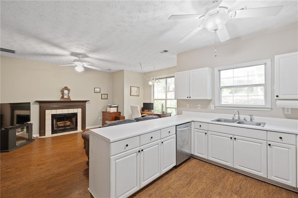 1065 Dalby Way, Austell, Georgia image 10