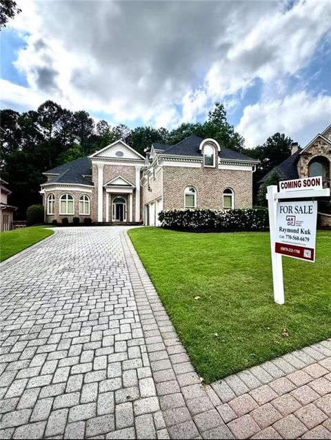 8370 Royal Melbourne Way Duluth GA 30097