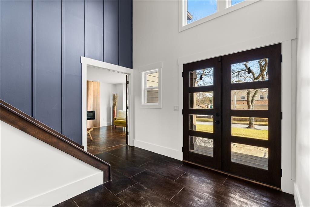 425 Mikasa Drive