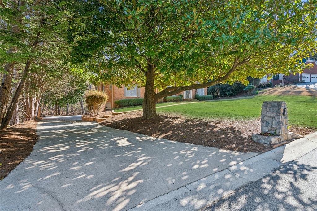 3611 Howell Wood Trail, Duluth, Georgia image 4