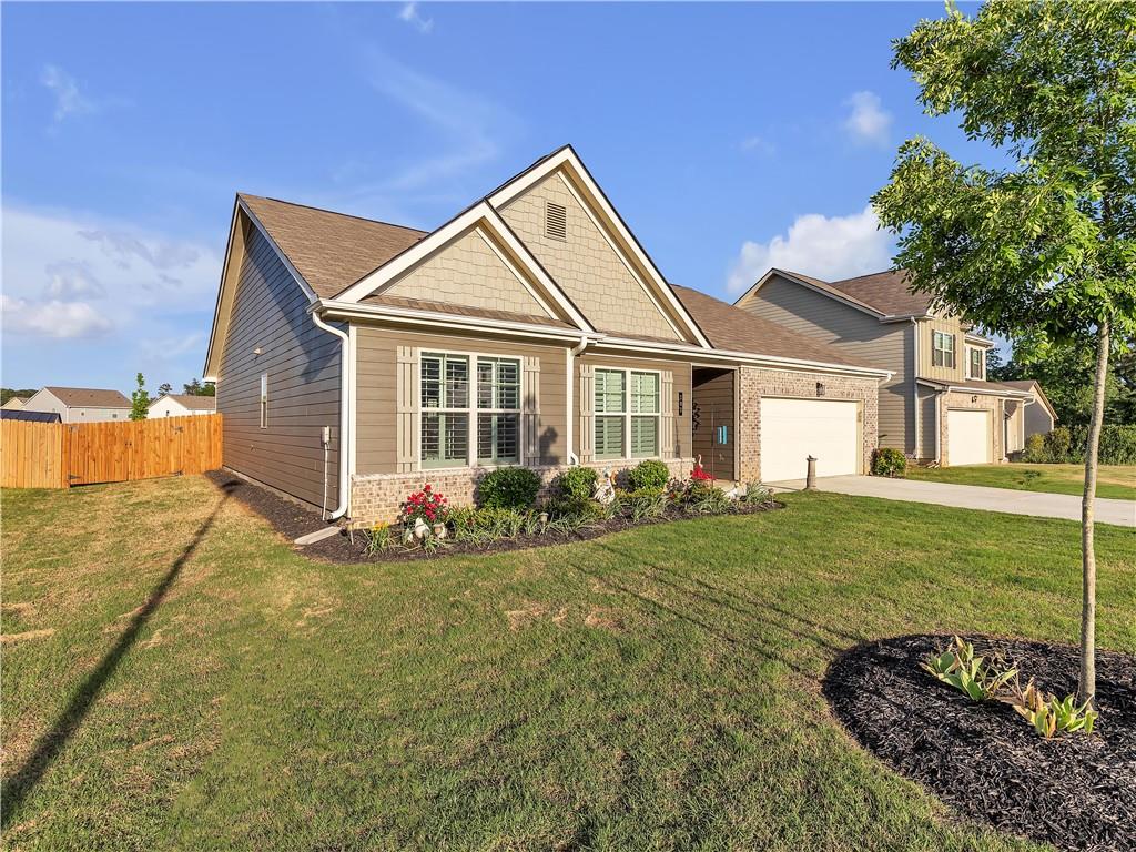 103 Crowley Drive, Calhoun, Georgia image 2