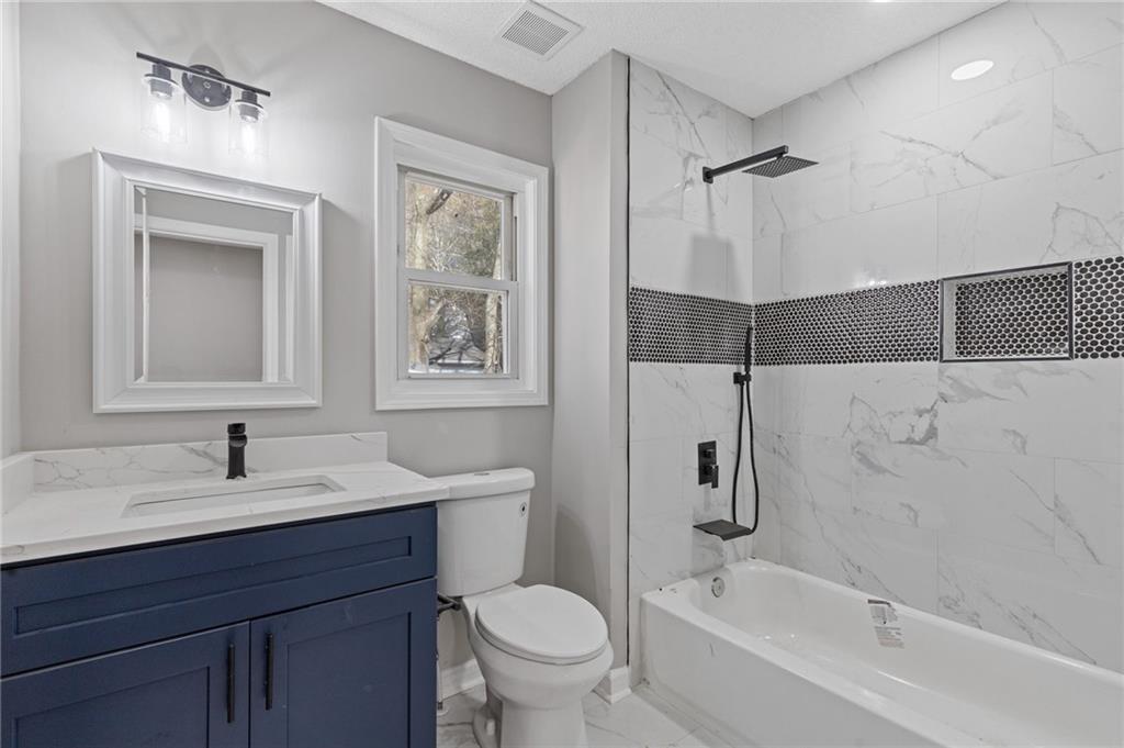 4990 Saxony Court, Stone Mountain, Georgia image 21