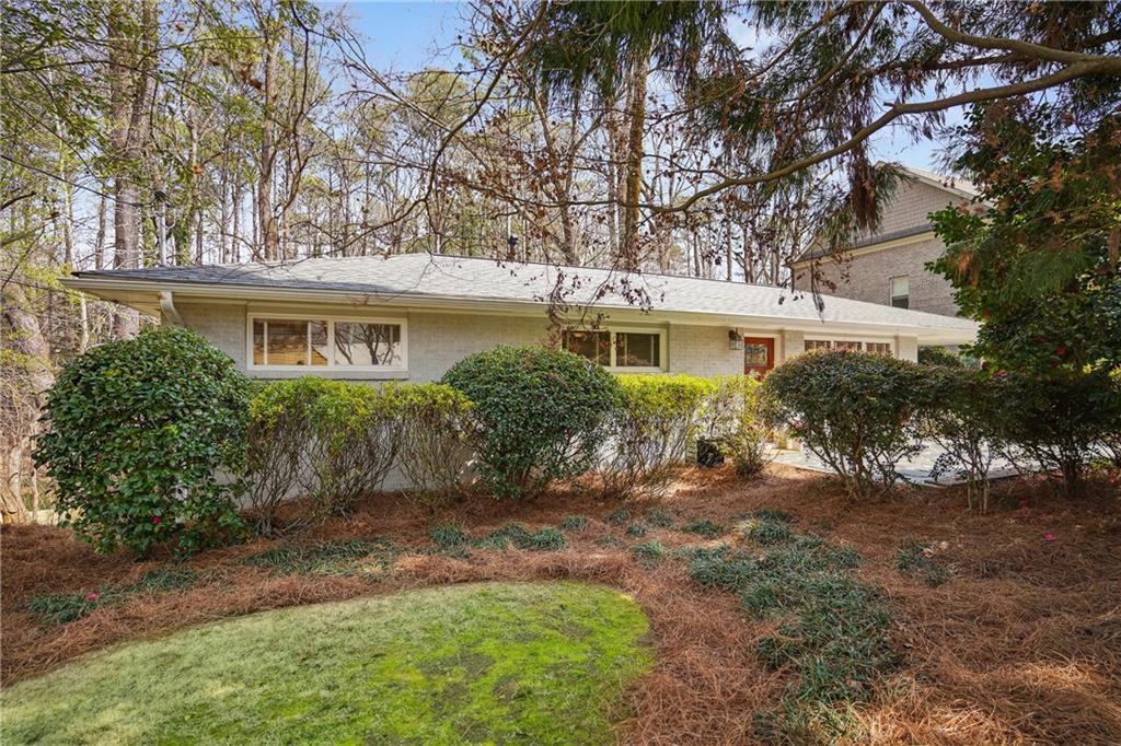 2711 Winding Lane, Brookhaven, Georgia image 3