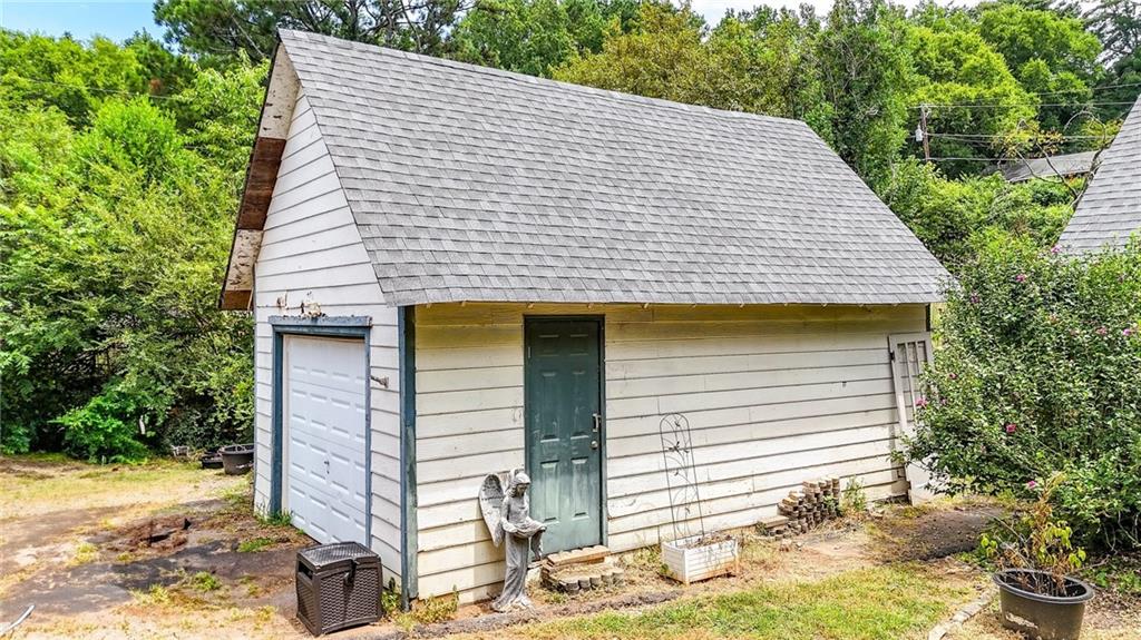 39 Bell Drive NW