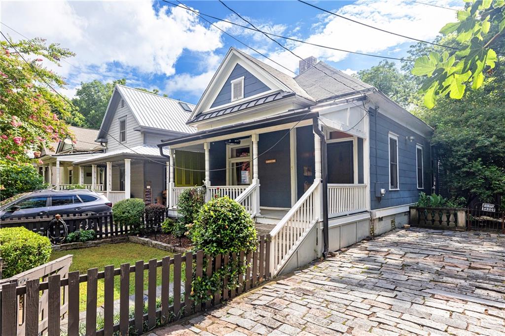 182 Estoria Street SE