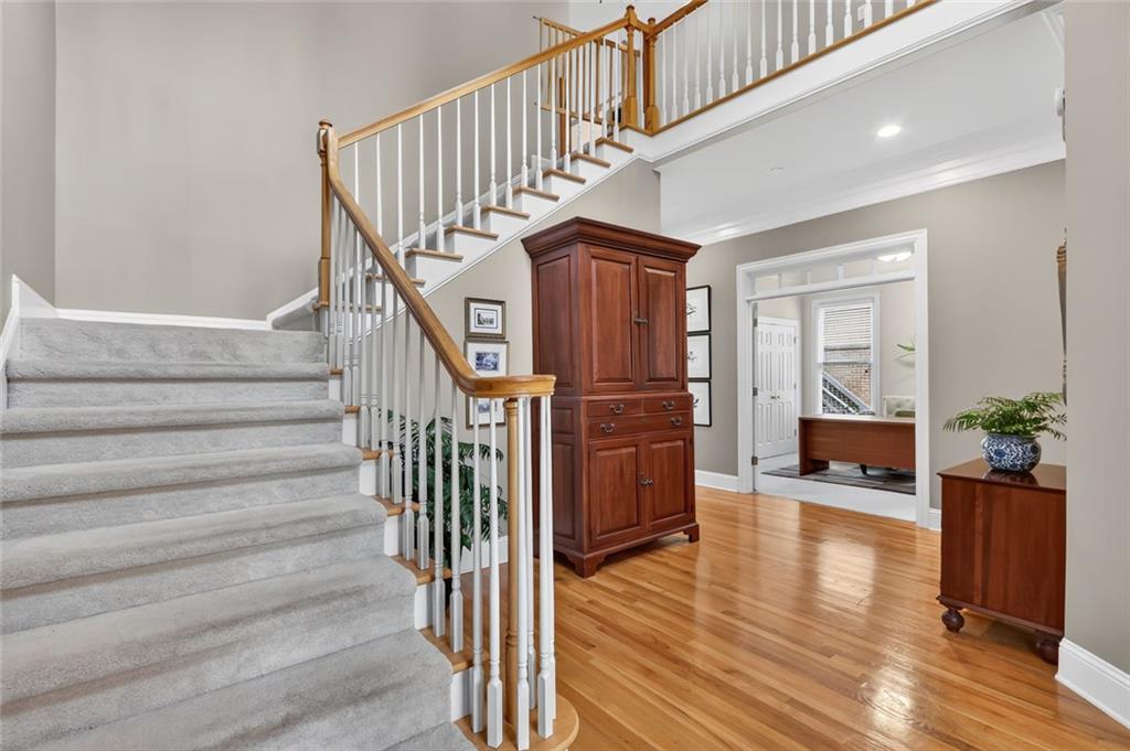 2607 Camille Drive NE