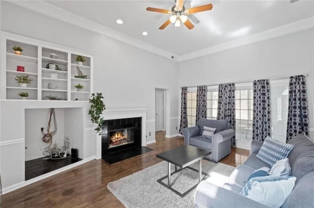 4021 Melvin Drive SW