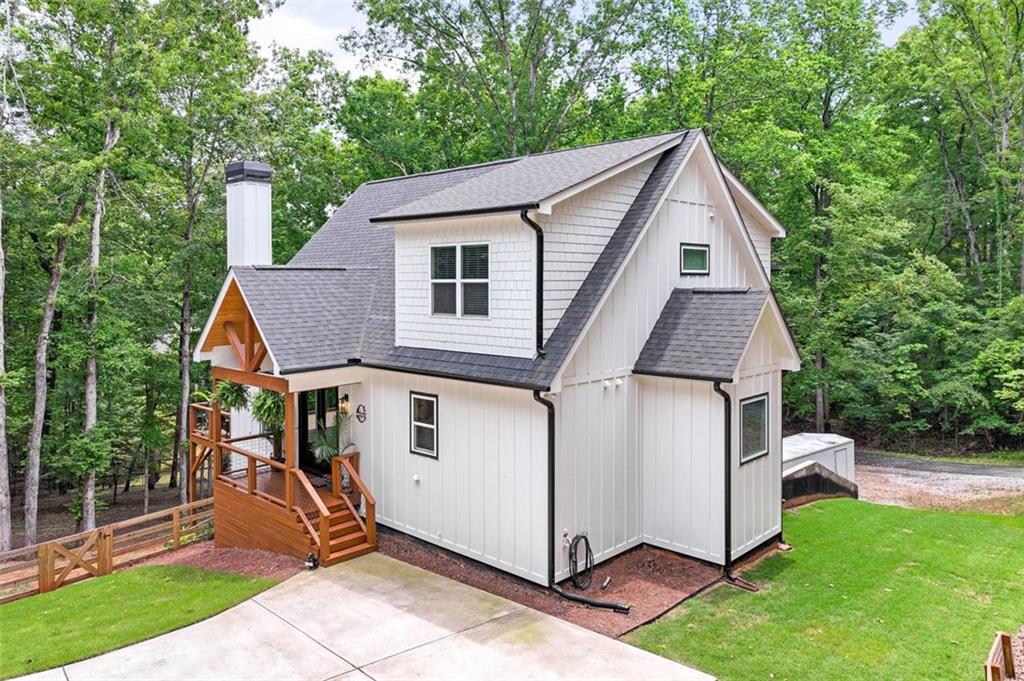 6553 Woodhill Circle