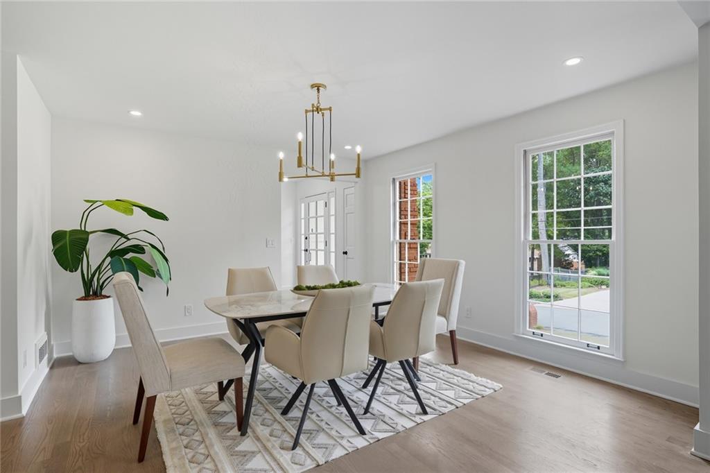 5786 Broxton Circle