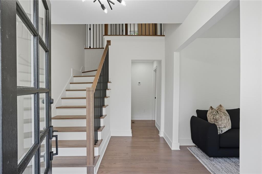 5786 Broxton Circle