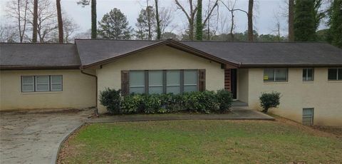 Homes For Sale - 1248 Oakcrest Drive<br/> Atlanta, GA 30311