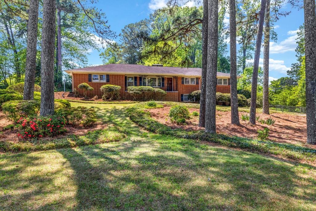 2396 Midvale Circle, Tucker, Georgia image 1