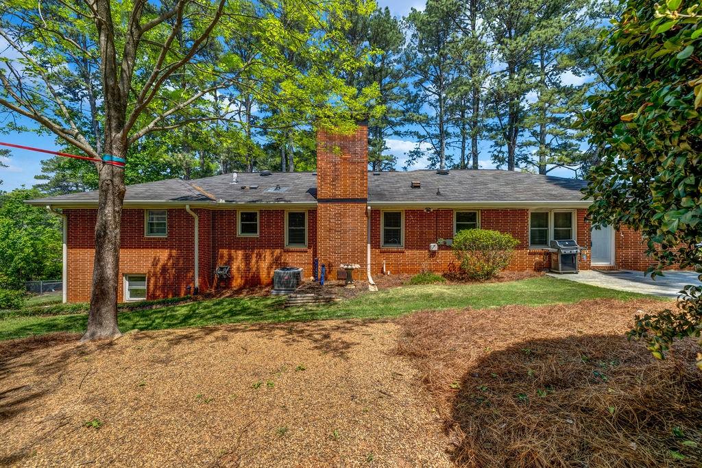 2396 Midvale Circle, Tucker, Georgia image 31