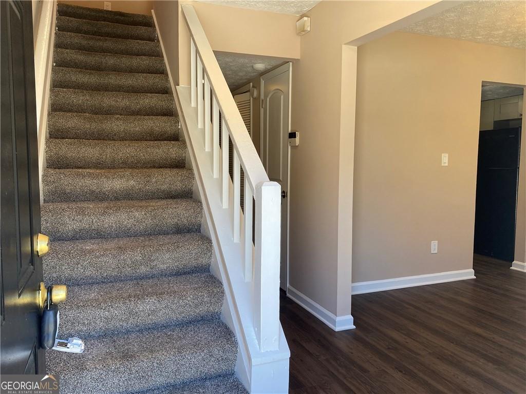 6527 River Park Drive, Riverdale, Georgia image 2