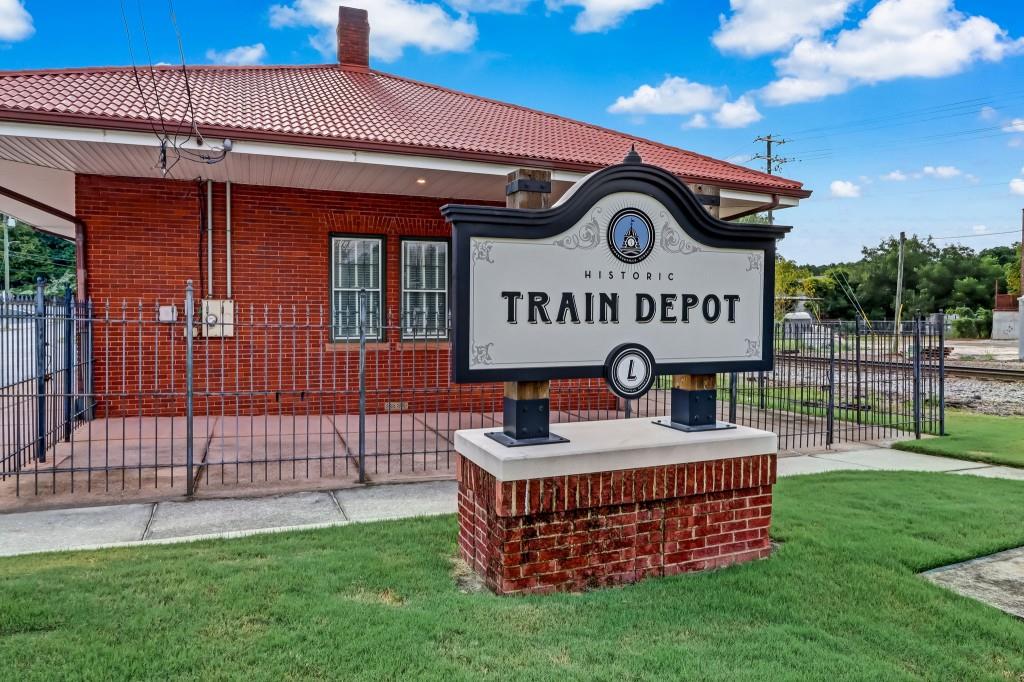 Northdale Condominiums - Residential