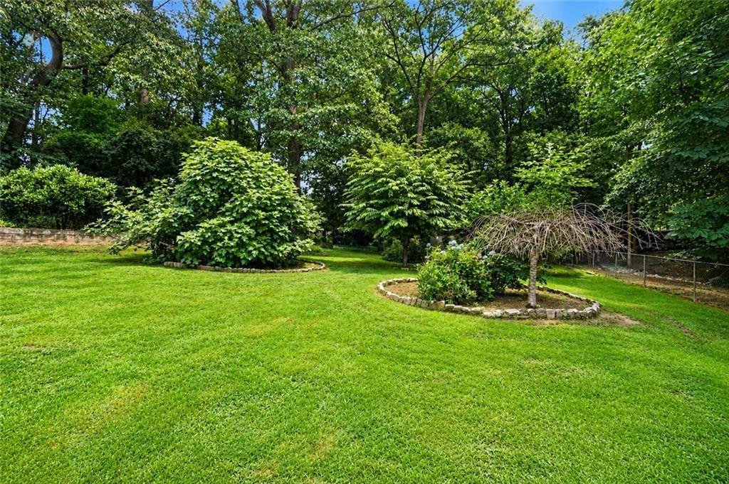 1683 Oak Ridge Circle SW