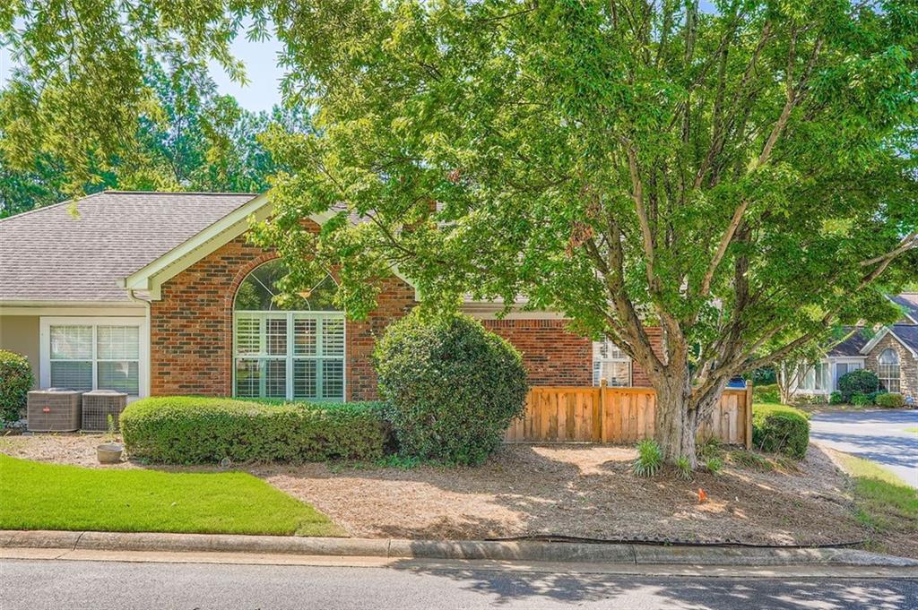 1868 KOLB FARM Circle SW