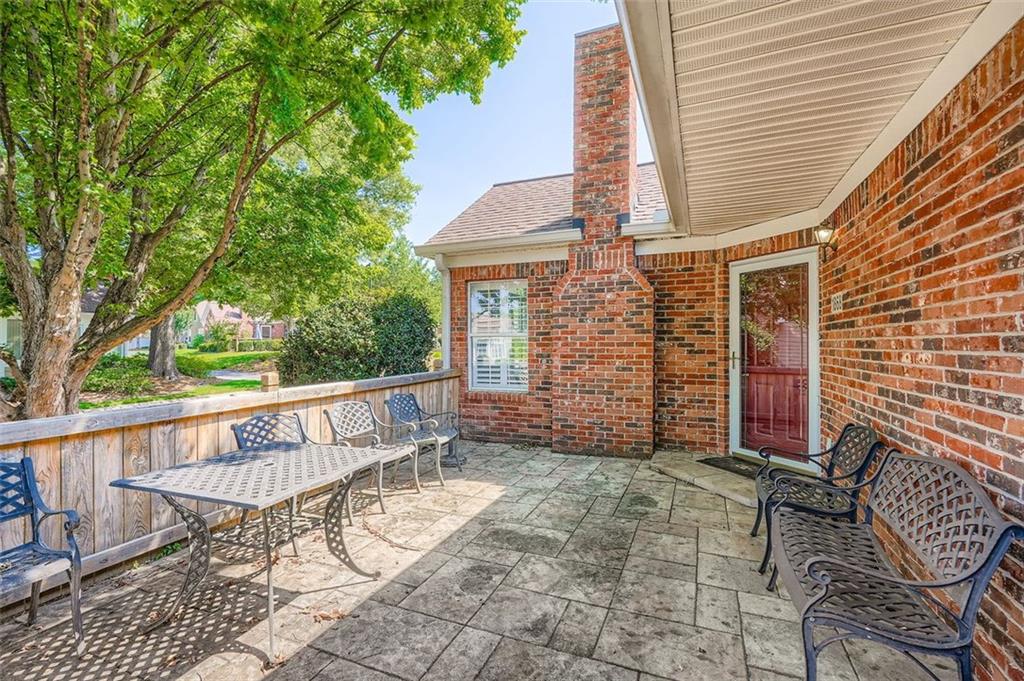 1868 KOLB FARM Circle SW