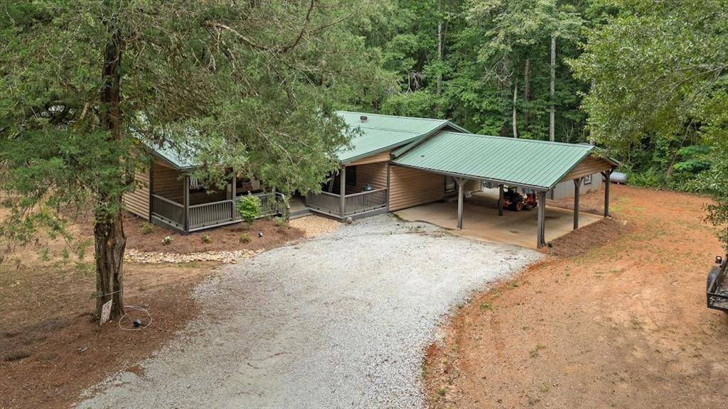 315 Laurel Road