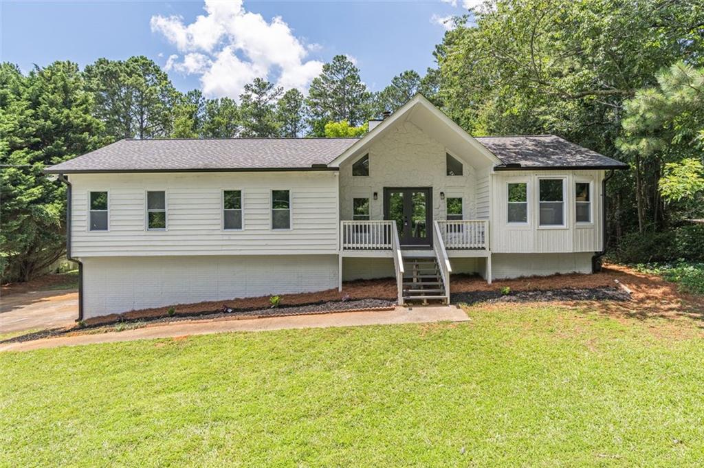 243 HICKORY Way