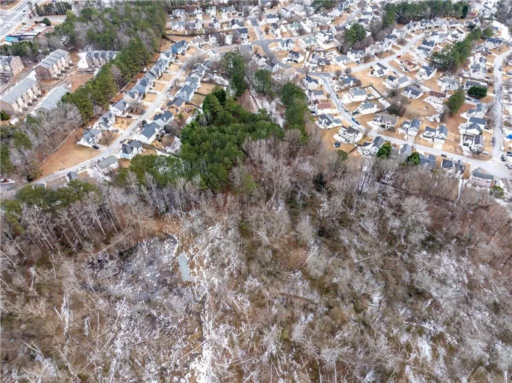 Decatur, Georgia 30035, United States, 5 Bedrooms Bedrooms, ,2 BathroomsBathrooms,Residential,Pending,7037