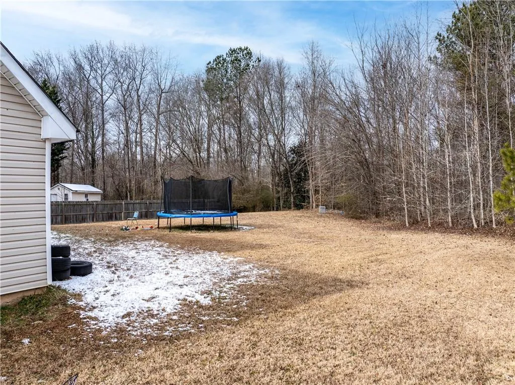 Decatur, Georgia 30035, United States, 5 Bedrooms Bedrooms, ,2 BathroomsBathrooms,Residential,Pending,7037