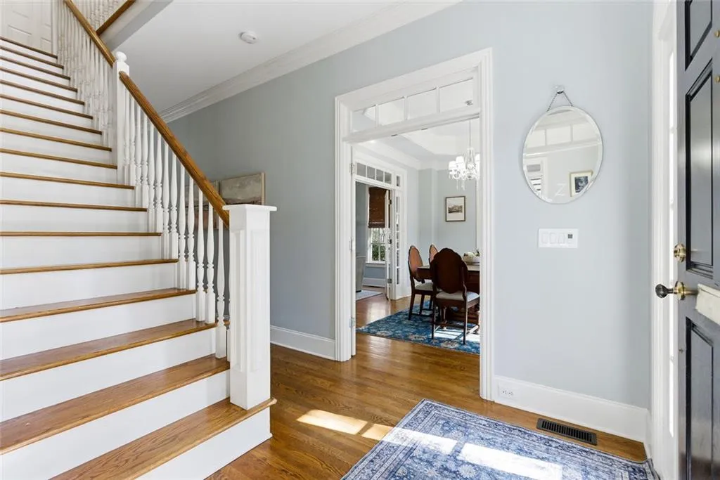 Roswell, Georgia 30075, United States, 5 Bedrooms Bedrooms, ,5 BathroomsBathrooms,Residential,Active,252314