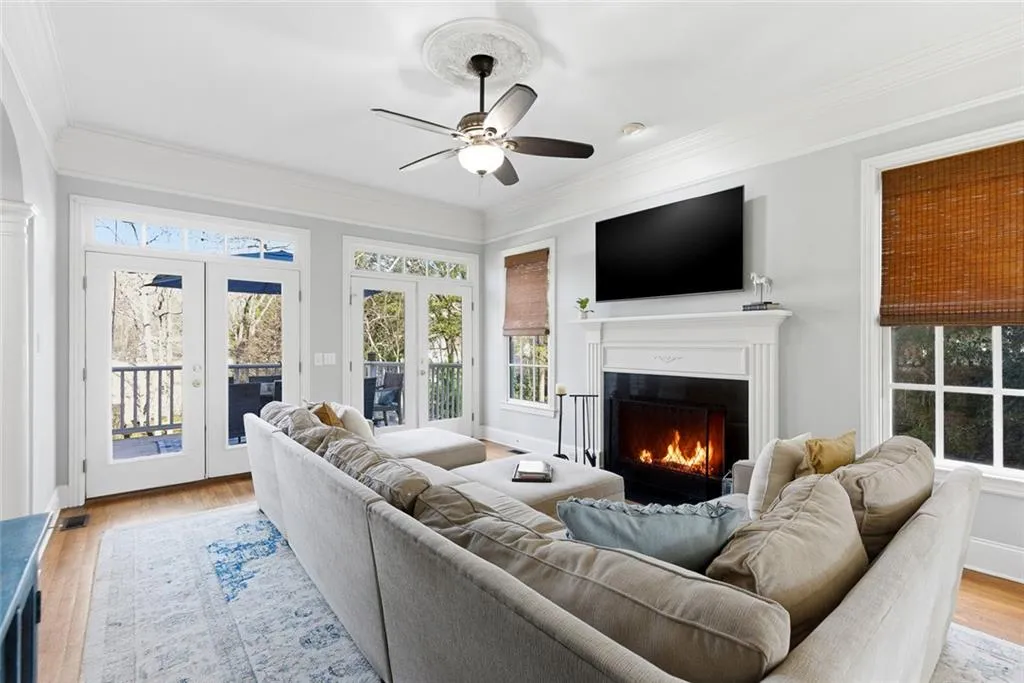 Roswell, Georgia 30075, United States, 5 Bedrooms Bedrooms, ,5 BathroomsBathrooms,Residential,Active,252314