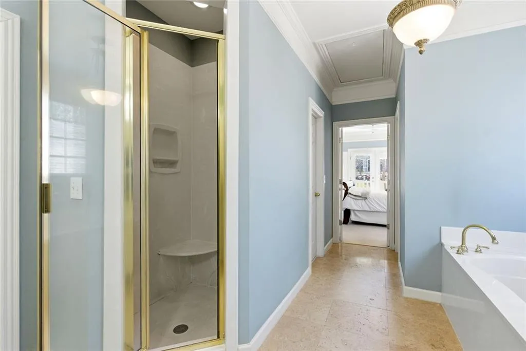 Roswell, Georgia 30075, United States, 5 Bedrooms Bedrooms, ,5 BathroomsBathrooms,Residential,Active,252314