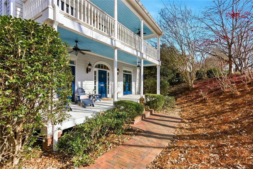 Roswell, Georgia 30075, United States, 5 Bedrooms Bedrooms, ,5 BathroomsBathrooms,Residential,Active,252314