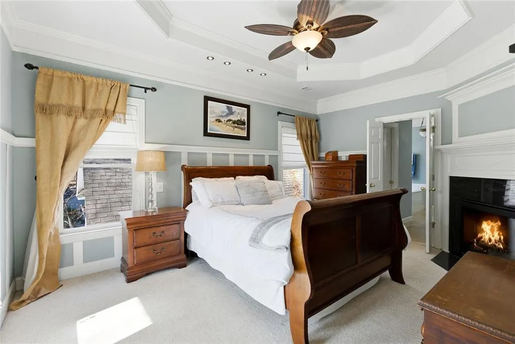 Roswell, Georgia 30075, United States, 5 Bedrooms Bedrooms, ,5 BathroomsBathrooms,Residential,Active,252314