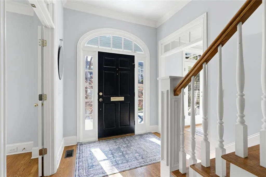 Roswell, Georgia 30075, United States, 5 Bedrooms Bedrooms, ,5 BathroomsBathrooms,Residential,Active,252314