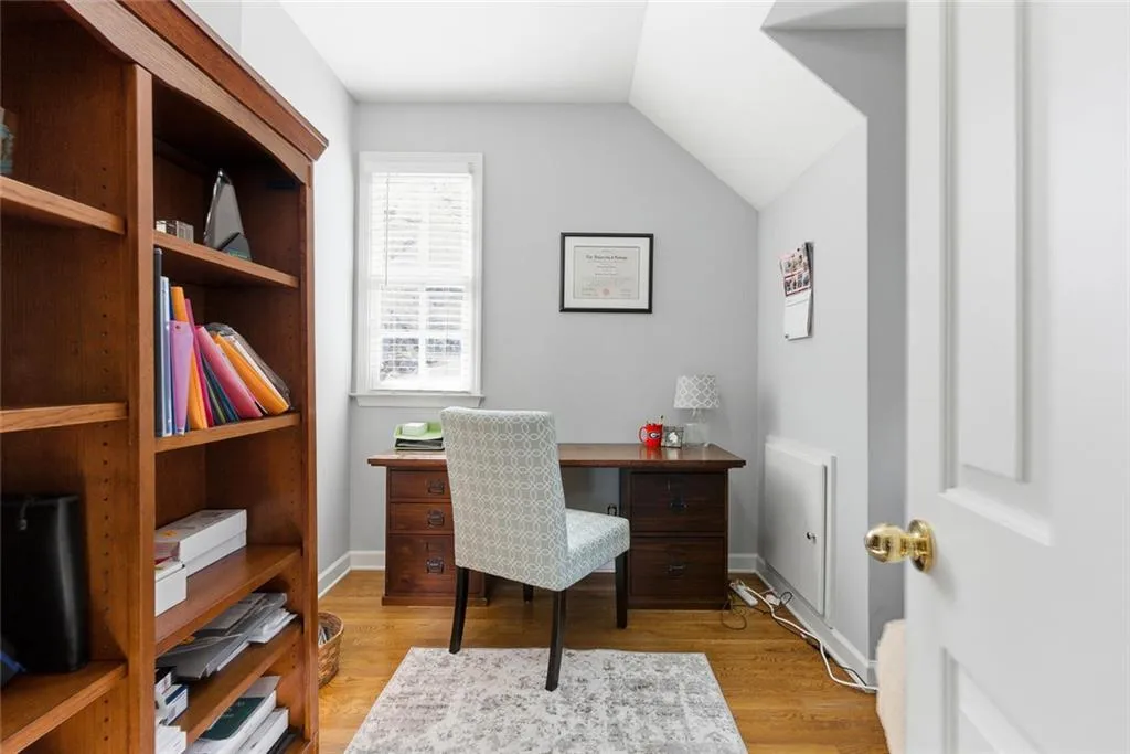 Roswell, Georgia 30075, United States, 5 Bedrooms Bedrooms, ,5 BathroomsBathrooms,Residential,Active,252314