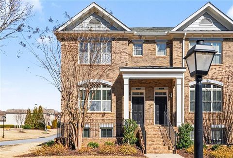 Townhouse For Sale - 7610 Willoughby Court<br/> Alpharetta, GA 30005