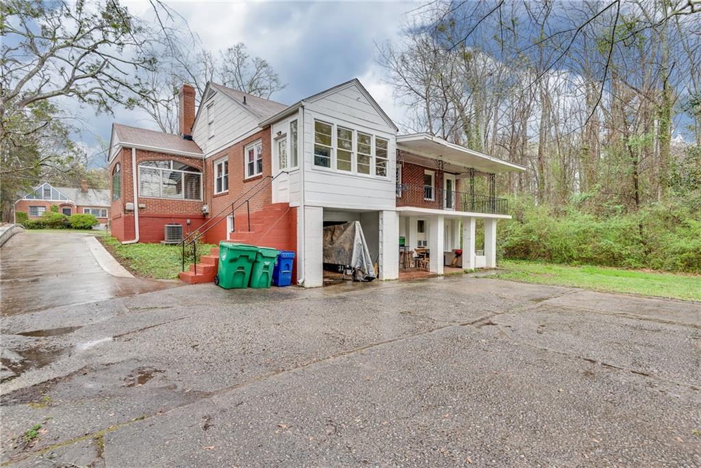 1287 Eastland Road SE